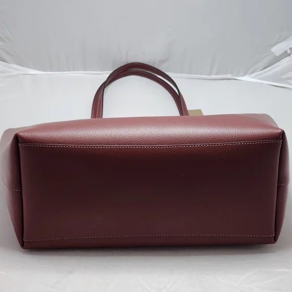 Authentic COACH Cameron Tote - Picture 5 of 16